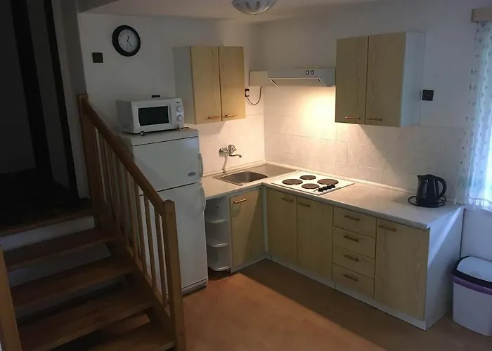 - Apartmán *
