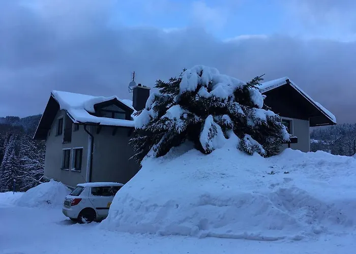 Apartmán - *